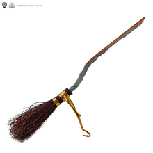 Harry Potter Replik 1/1 Feuerblitz-Besen 2022 Edition (Limitiert)