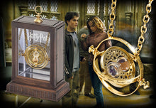 Harry Potter – Hermines Magischer Zeitumkehrer inklusive Display ⏳