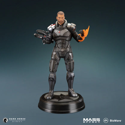 Mass Effect Commander Shepard PVC Statue 23cm - with N7 Helmet