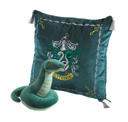 Slytherin Kuschelkissen mit Plüschfigur – Magie zum Anlehnen