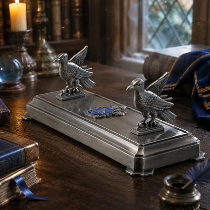 Ravenclaw Wand Stand – Presentation for Clever Magicians