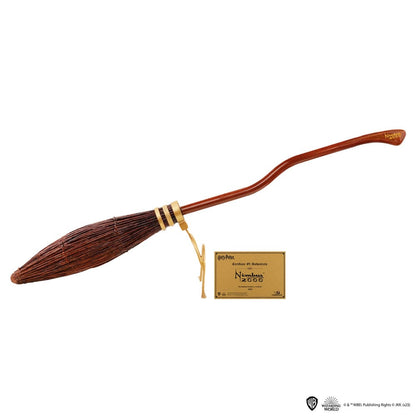 Nimbus 2000 Junior 1:1 Replik (86 cm) Besen mit Ständer – Harry Potter